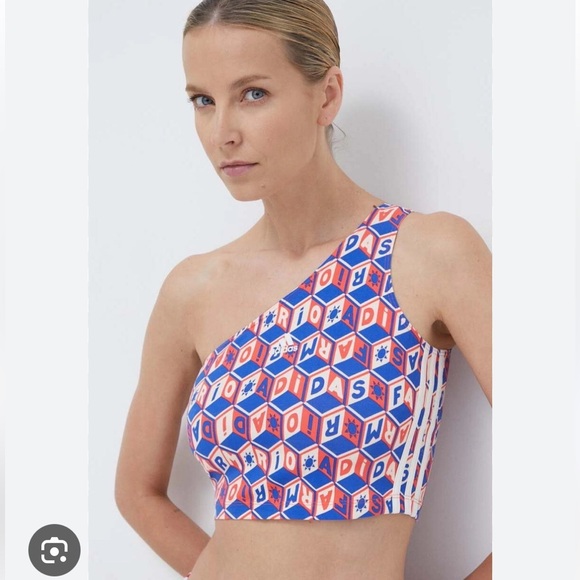 NWT Adidas x Farm Rio Set. Size: Small. Excellent condition 💙 ❤️ - Picture 15 of 15